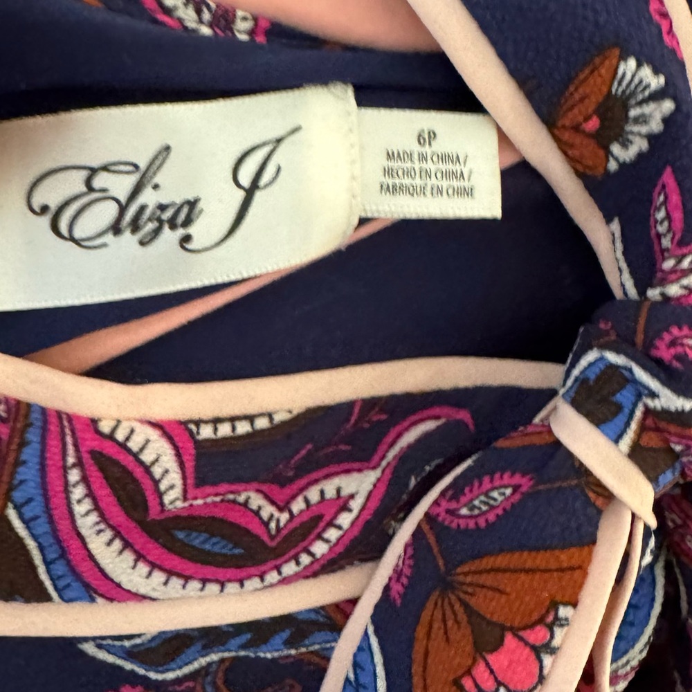 Eliza J dress size 6P - Picture 6 of 6
